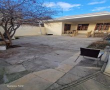 Kirayə (günlük) Həyət evi/villa Gəncə ş. Kirayə (günlük) Həyət evi/villa Gəncə ş.