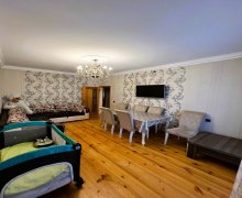 Satılır Köhnə Tikili Əhmədli m., Köhnə Günəşli qəs., Xətai r. Satılır Köhnə Tikili Əhmədli m., Köhnə Günəşli qəs., Xətai r.