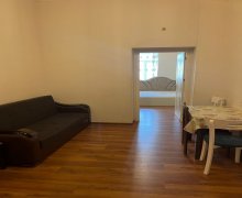 28 mayda aylıq kiraye heyet evleri/villa 28 May m., Nəsimi r.