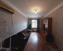 Kirayə (aylıq) Köhnə Tikili Əhmədli m., Xətai r. Kirayə (aylıq) Köhnə Tikili Əhmədli m., Xətai r.