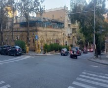 iceri seherde evlerin qiymeti İçərişəhər m., Səbail r.