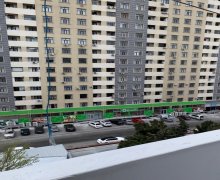 Satılır Köhnə Tikili Memar Əcəmi m., 9-cu mikrorayon, Binəqədi r.