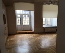 yasamalda 1 aylıq otaqli kiraye evler Nizami m., Yasamal r.