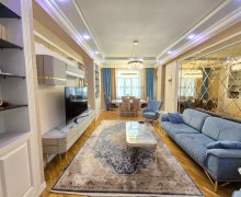 Satılır Yeni Tikili 8-ci mikrorayon, Binəqədi r.