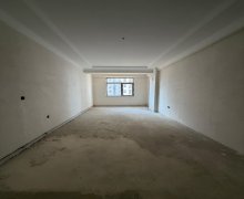 Satılır Yeni Tikili İnşaatçılar m., Yeni Yasamal qəs., Yasamal r.