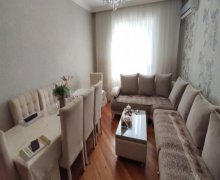 Satılır Köhnə Tikili Avtovağzal m., Biləcəri qəs., Binəqədi r.