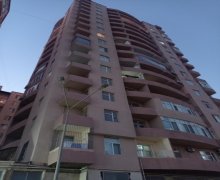 Satılır Yeni Tikili Neftçilər m., Suraxanı r.