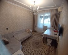 Satılır Köhnə Tikili Xalqlar dostluğu m., 8-ci kilometr, Nizami r.