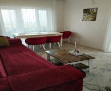 Satılır Köhnə Tikili Bakıxanov qəs., Sabunçu r. Satılır Köhnə Tikili Bakıxanov qəs., Sabunçu r.
