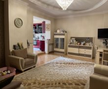 iceri seherde aylıq kiraye evler İçərişəhər m., Səbail r.