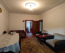 ecemide aylıq kiraye evler 2018 Memar Əcəmi m., 5-ci mikrorayon, Nəsimi r.