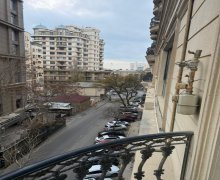 iceri seherde evlerin qiymeti İçərişəhər m., Səbail r. iceri seherde evlerin qiymeti İçərişəhər m., Səbail r.