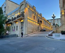 iceri seherde evlerin qiymeti İçərişəhər m., Səbail r. iceri seherde evlerin qiymeti İçərişəhər m., Səbail r.