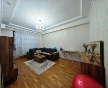 Satılır Yeni Tikili Qara Qarayev m., 8-ci kilometr, Nizami r.