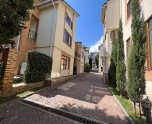 Kirayə (aylıq) Həyət evi/villa İnşaatçılar m., Yasamal r.