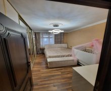 Satılır Köhnə Tikili Neftçilər m., Bakıxanov qəs., Sabunçu r.