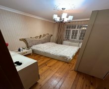 Satılır Köhnə Tikili Xalqlar dostluğu m., 8-ci kilometr, Nizami r.