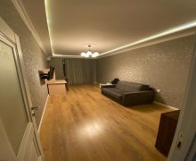 Satılır Yeni Tikili Qaraçuxur qəs., Suraxanı r.