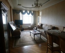 Kirayə (aylıq) Yeni Tikili Xırdalan ş.