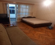 Satılır Köhnə Tikili Neftçilər m., 8-ci kilometr, Nizami r.