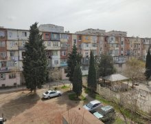 Satılır Köhnə Tikili Memar Əcəmi m., 5-ci mikrorayon, Nəsimi r. Satılır Köhnə Tikili Memar Əcəmi m., 5-ci mikrorayon, Nəsimi r.