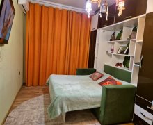 Satılır Köhnə Tikili Qaraçuxur qəs., Suraxanı r.