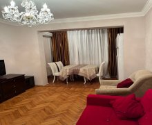 memar ecemide satilan evler Memar Əcəmi m., 5-ci mikrorayon, Nəsimi r.