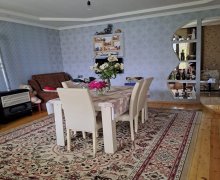 Kirayə (günlük) Həyət evi/villa Qax ş. Kirayə (günlük) Həyət evi/villa Qax ş.