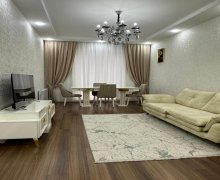 Satılır Yeni Tikili Gənclik m., Nəsimi r. Satılır Yeni Tikili Gənclik m., Nəsimi r.