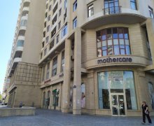 Satılır Yeni Tikili Elmlər akademiyası m., Yasamal qəs., Yasamal r.