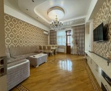 Satılır Yeni Tikili Bakıxanov qəs., Sabunçu r.