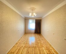 Satılır Köhnə Tikili Neftçilər m., Bakıxanov qəs., Sabunçu r.