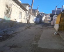 1 otaqli heyet evi satilir/villa Nizami m., Nəsimi r.