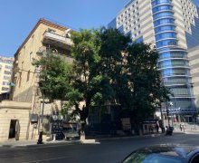 Satılır Köhnə Tikili Nizami m., Yasamal r.