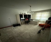 Satılır Köhnə Tikili İnşaatçılar m., Yeni Yasamal qəs., Yasamal r.