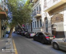 Satılır Köhnə Tikili Sahil m., Səbail r.