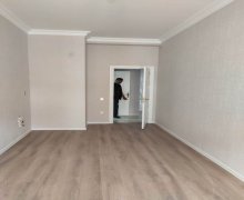 Satılır Yeni Tikili Xırdalan ş. Satılır Yeni Tikili Xırdalan ş.