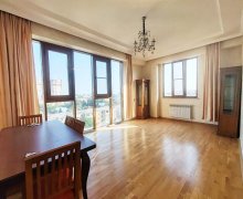 Satılır Yeni Tikili Neftçilər m., Nizami r. Satılır Yeni Tikili Neftçilər m., Nizami r.