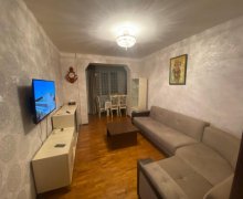 Satılır Köhnə Tikili Elmlər akademiyası m., Yasamal r.