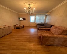 Satılır Köhnə Tikili Elmlər akademiyası m., Yasamal qəs., Yasamal r.