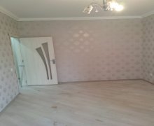 Satılır Köhnə Tikili Əhmədli m., Əhmədli, Xətai r.