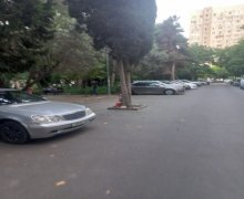 Satılır Köhnə Tikili Azadlıq m., 8-ci mikrorayon, Binəqədi r.