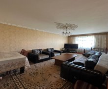 Satılır Köhnə Tikili Xalqlar dostluğu m., 8-ci kilometr, Nizami r.