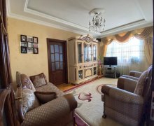 Satılır Köhnə Tikili Əhmədli m., Köhnə Günəşli qəs., Xətai r.