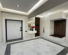 Satılır Yeni Tikili Əhmədli m., Əhmədli, Ukrayna dairəsi, Xətai r.