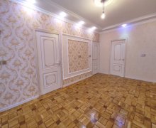 Satılır Köhnə Tikili Memar Əcəmi m., 4-cü mikrorayon, Nəsimi r.