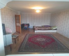 Satılır Köhnə Tikili Xalqlar dostluğu m., 8-ci kilometr, Nizami r.