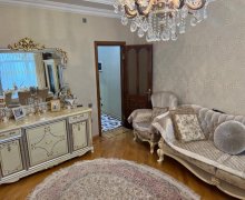 Satılır Yeni Tikili Elmlər akademiyası m., Yasamal r.