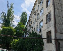 Satılır Köhnə Tikili Memar Əcəmi m., 5-ci mikrorayon, Nəsimi r.