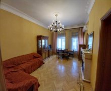 Satılır Köhnə Tikili 28 May m., Nəsimi r.